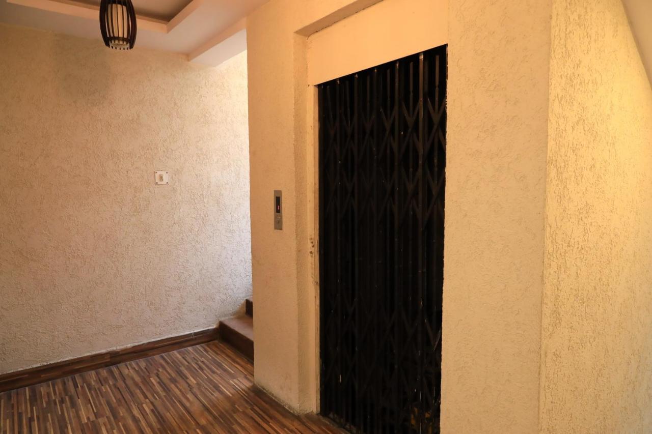 Oyo 15211 Hotel Midas Nagpur Exterior photo